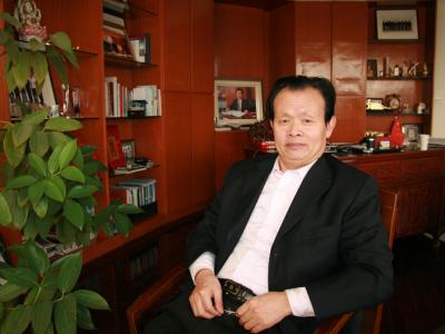 壹号娱乐-com - NG大舞台,有梦你就来缪国元：厚德载物 不违初心