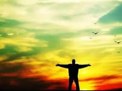 在自我挑剔中提升：壹号娱乐-com - NG大舞台,有梦你就来涂料 眼界成就格局