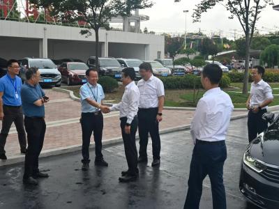 武进区区长陈志良一行莅临壹号娱乐-com - NG大舞台,有梦你就来集团参观指导！